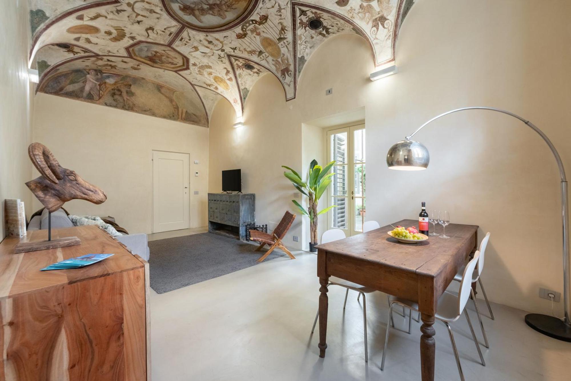 Keys Of Italy - Benci 20 Fresco - Frescoes One Bedroom Santa Croce Florencia
